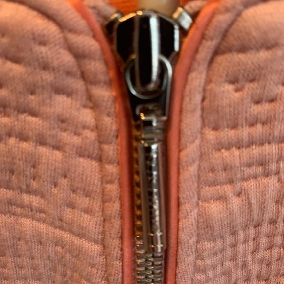 H by Halston zip up pink jacket. Worn twice - Picture 4 of 8